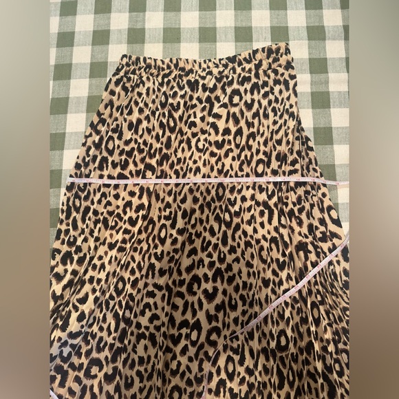 Sadie & Love Pleated A-Line Leopard Skirt - Picture 8 of 8